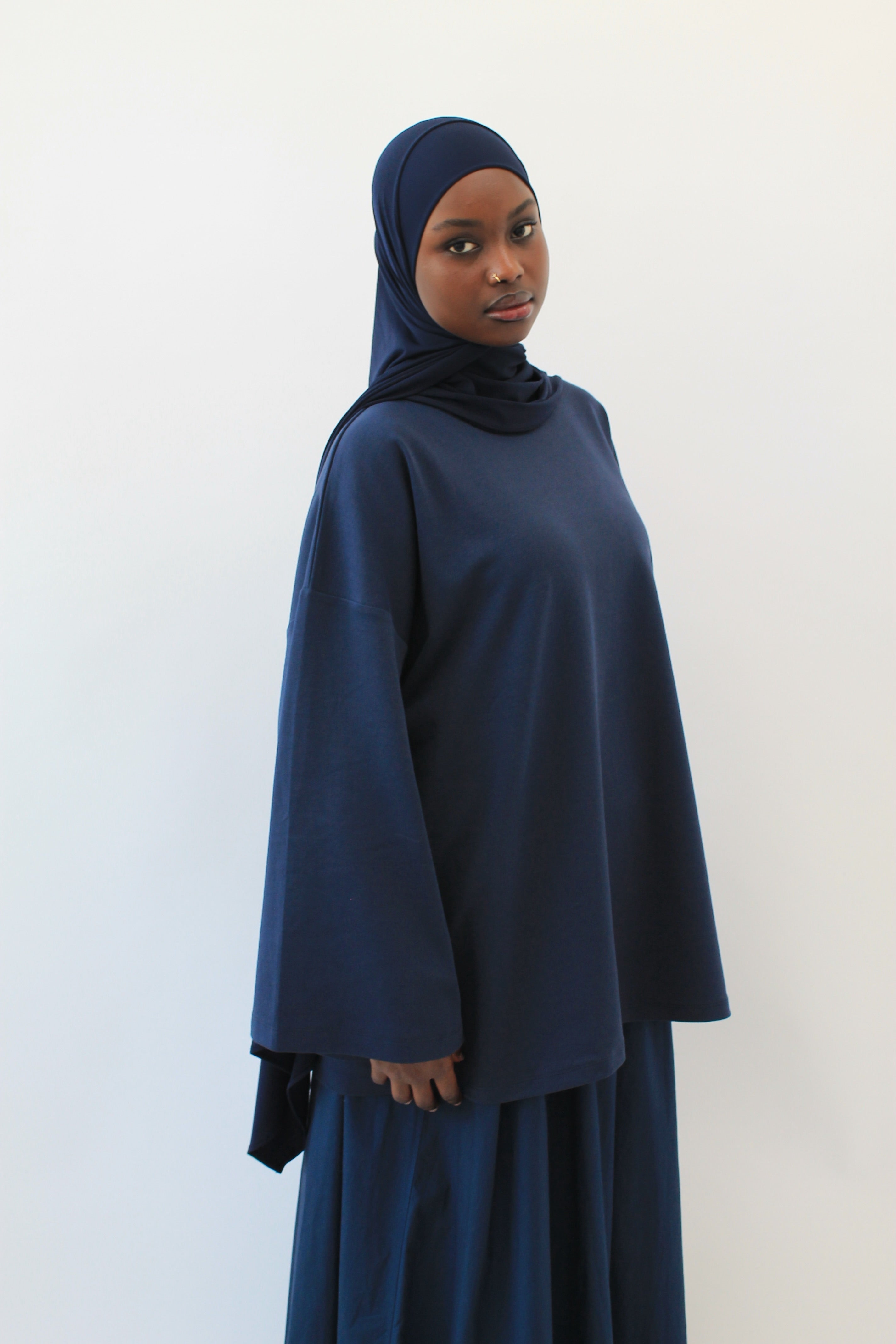 BASIC ESSENTIAL BLEU NUIT Mayssa Mastour