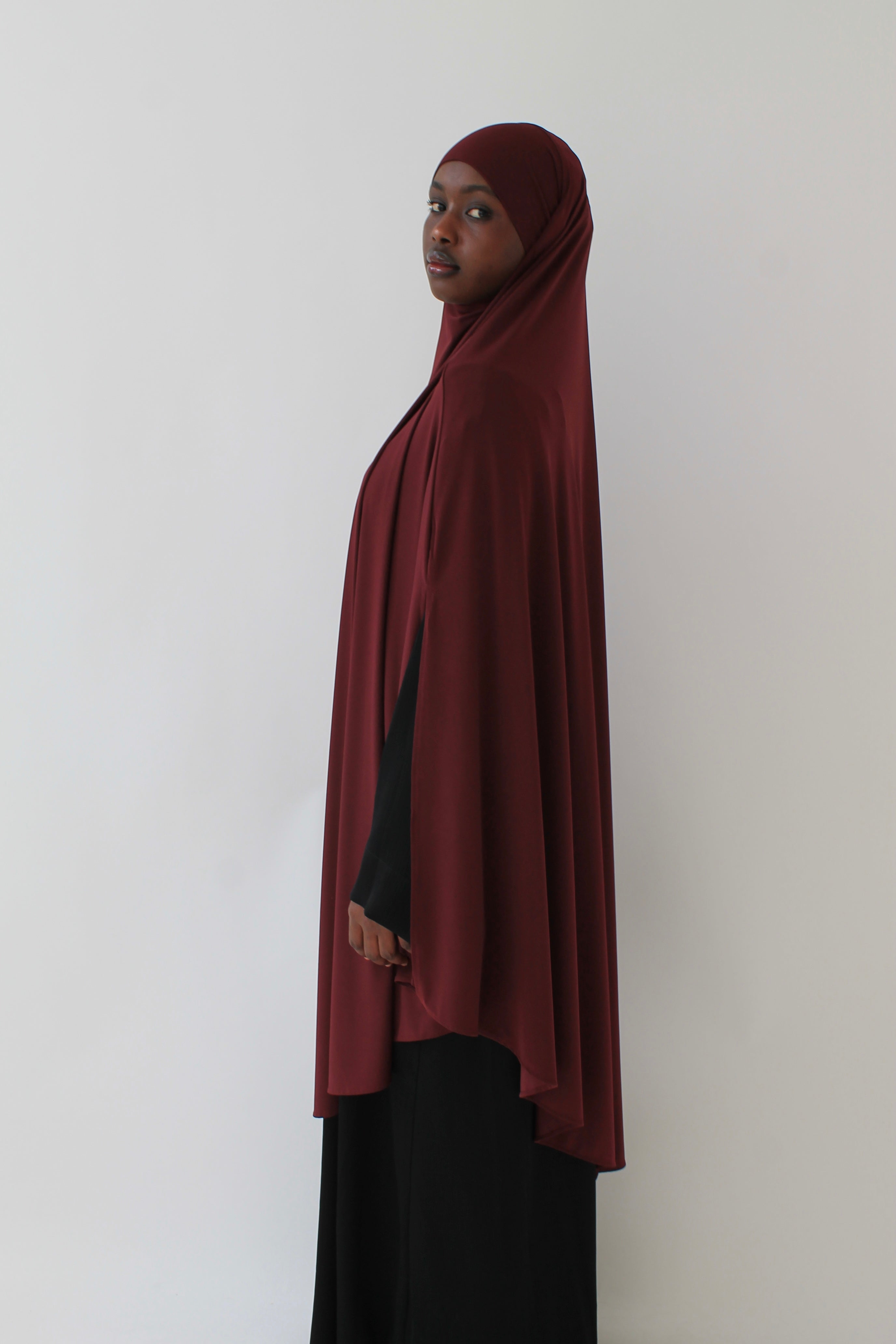 KHIMAR JERSEY PREMIUM À FENTES LONG Mayssa Mastour