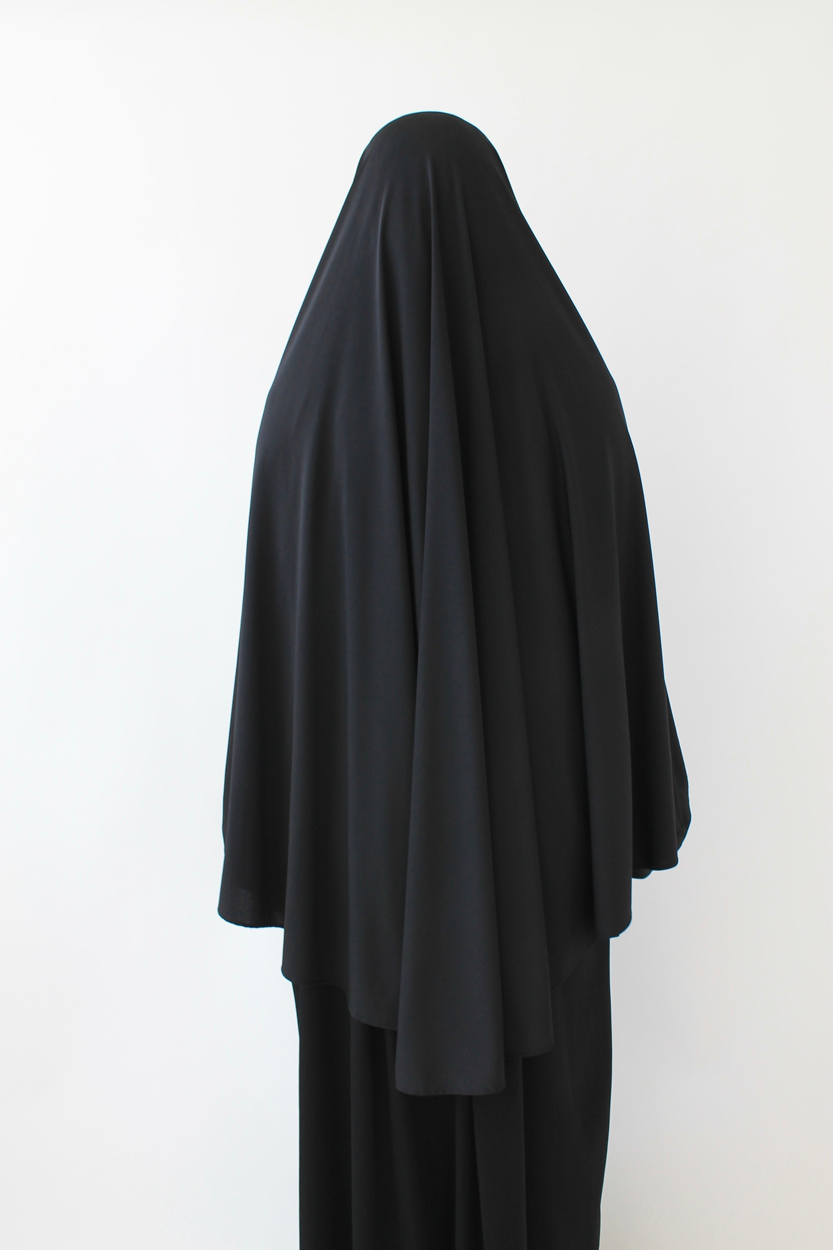 KHIMAR JERSEY PREMIUM À FENTES COURT Mayssa Mastour