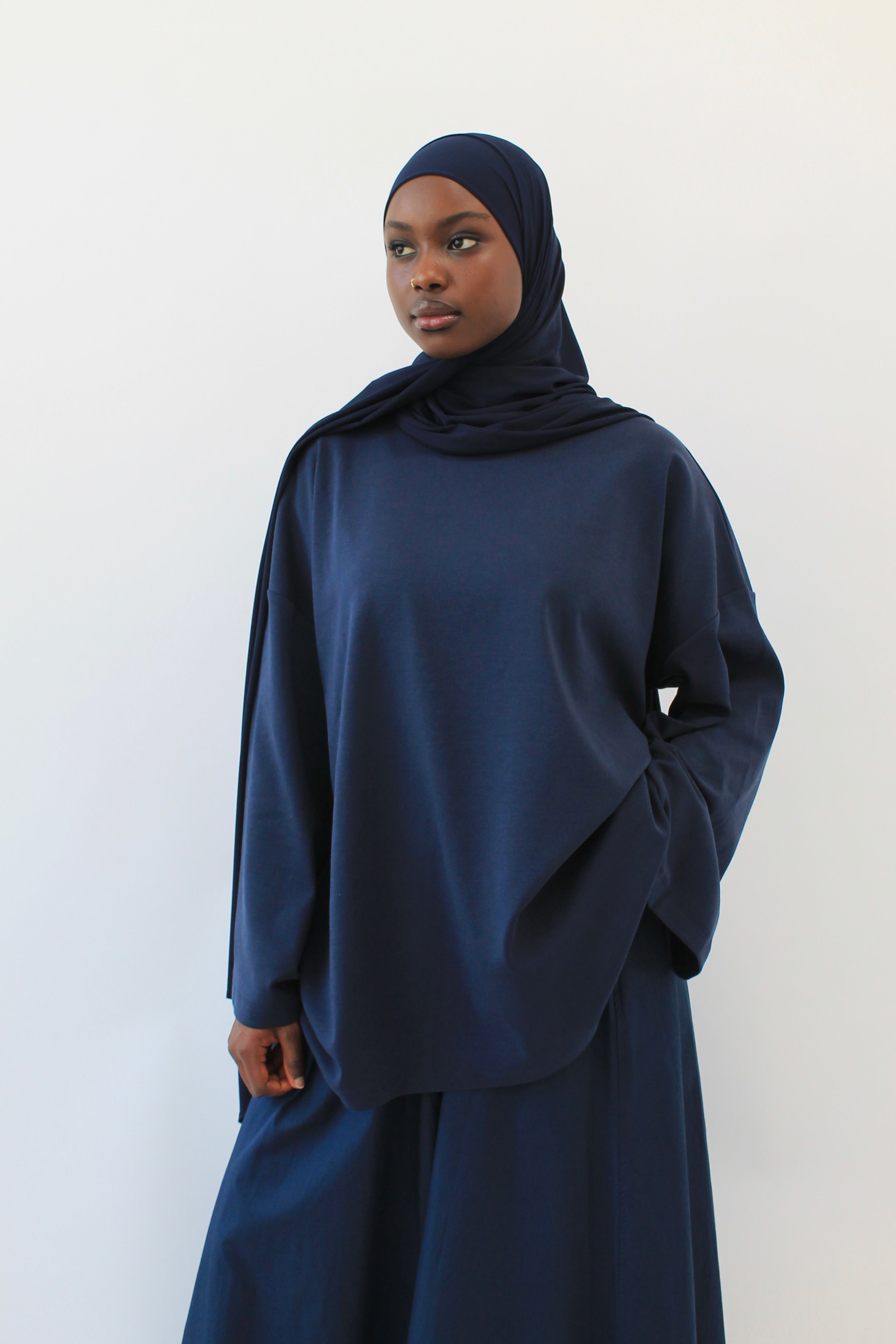 BASIC ESSENTIAL BLEU NUIT Mayssa Mastour