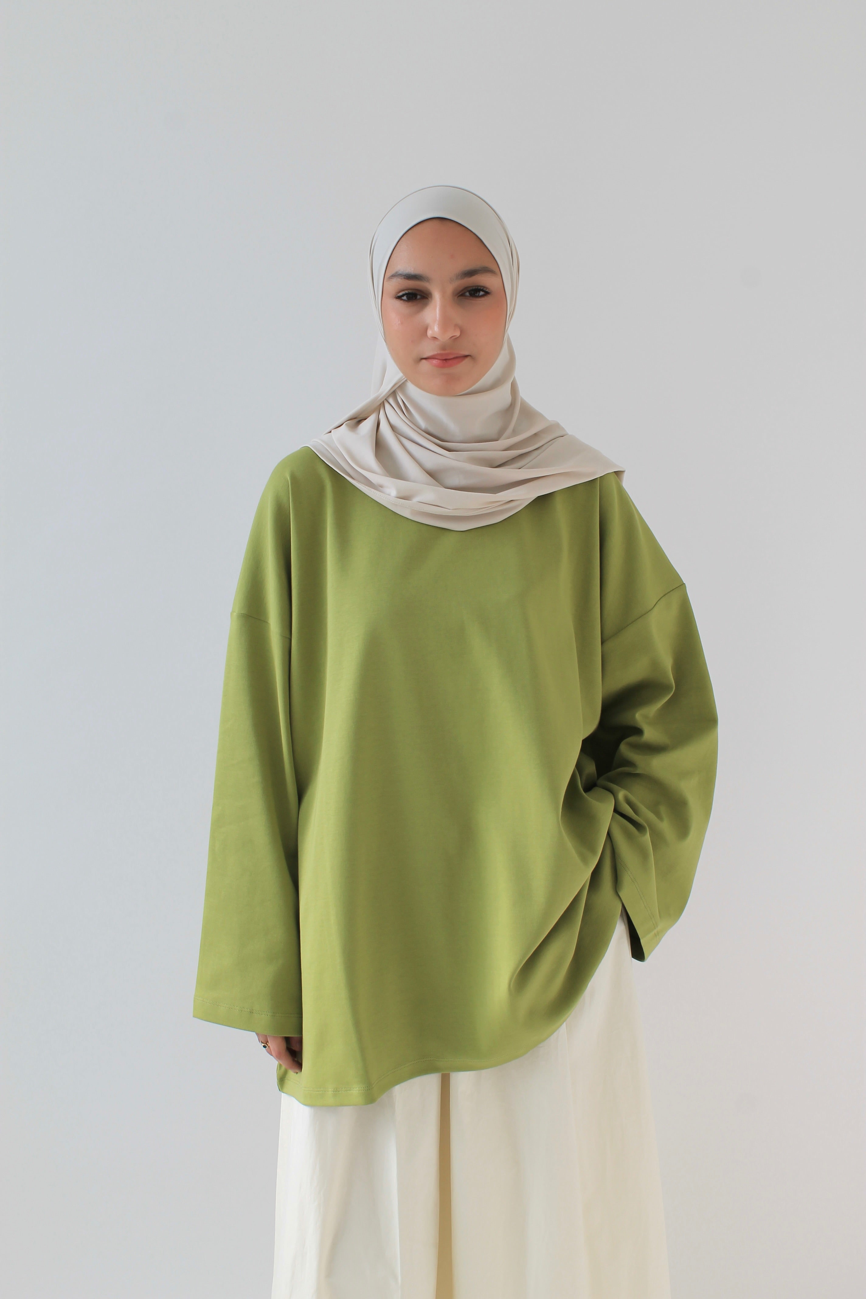 BASIC ESSENTIAL VERT OLIVE Mayssa Mastour