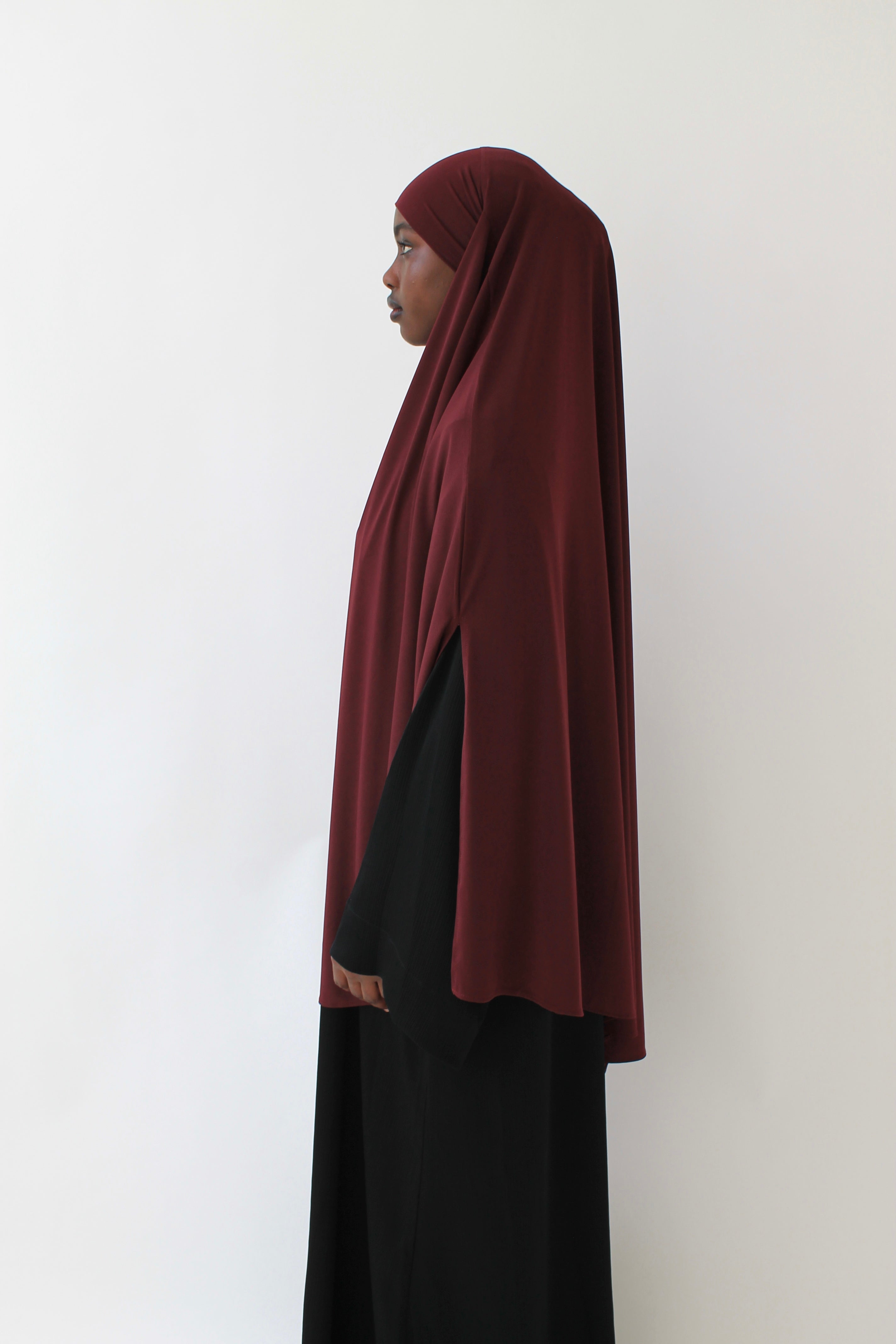 KHIMAR JERSEY PREMIUM À FENTES COURT Mayssa Mastour
