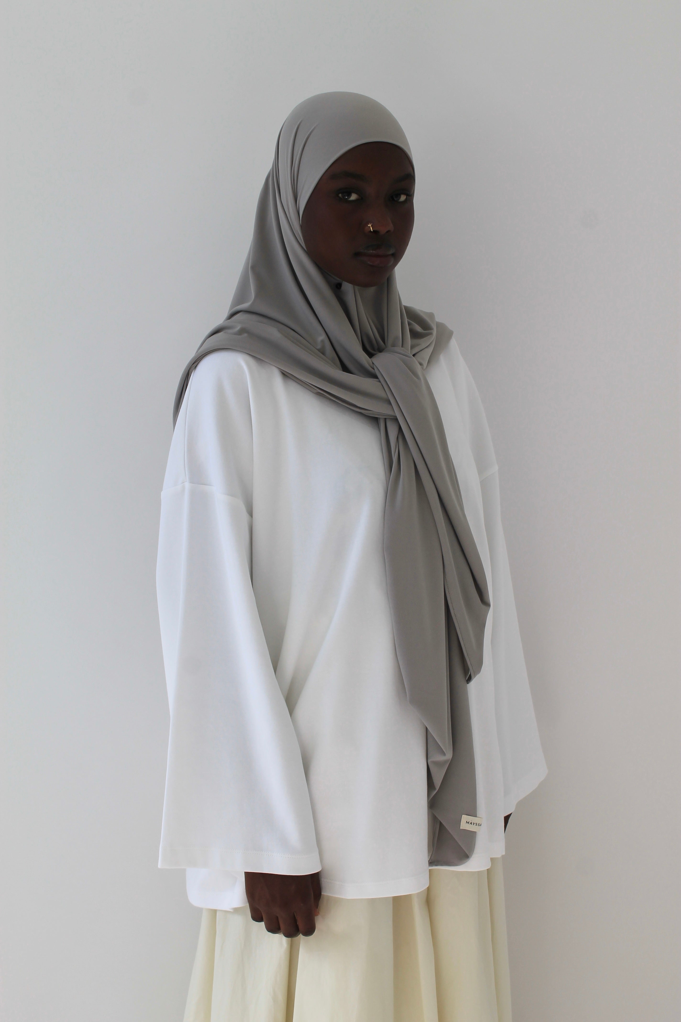 HIJAB CARRÉ JERSEY PREMIUM Mayssa Mastour