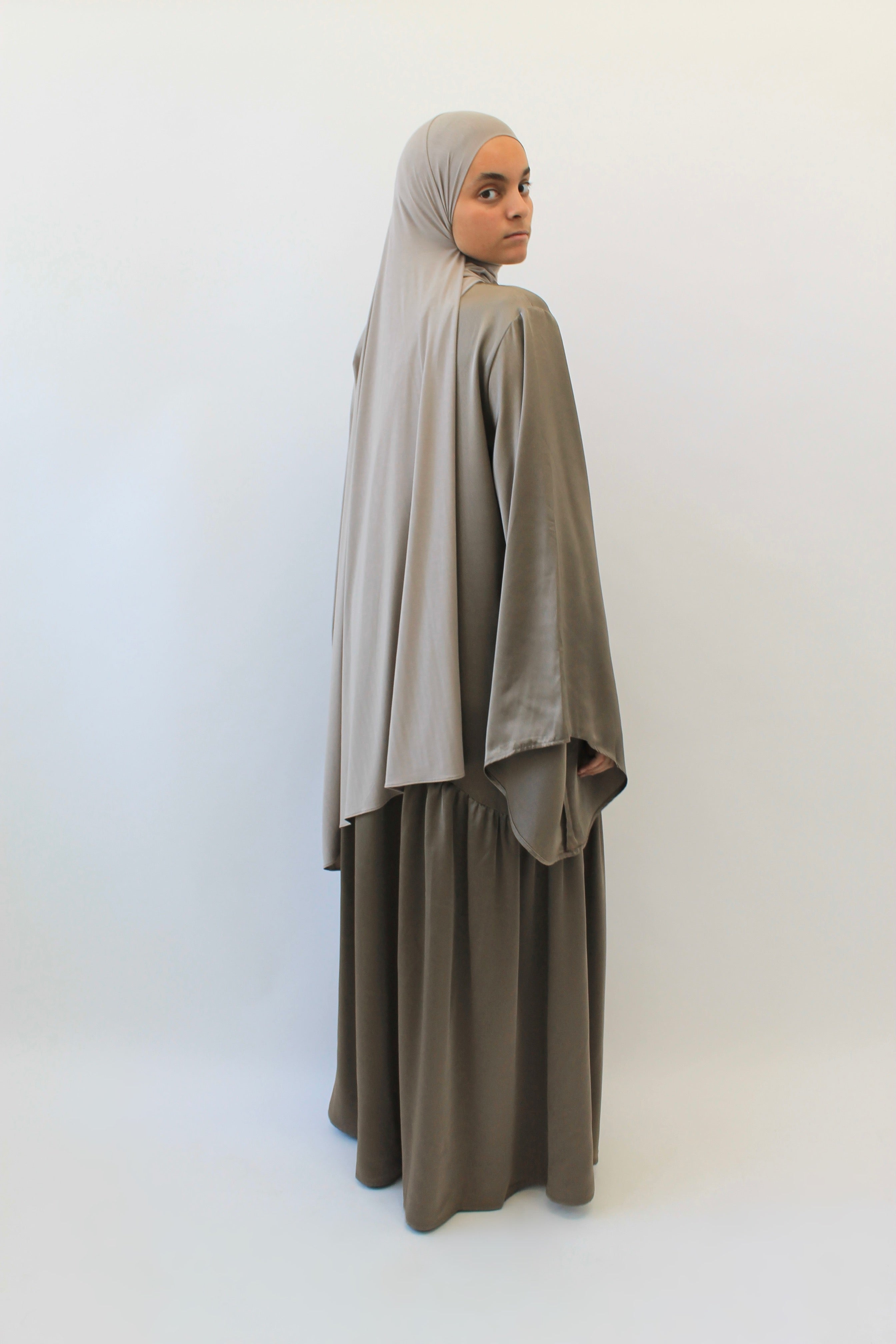 ROBE HAYAM Mayssa Mastour