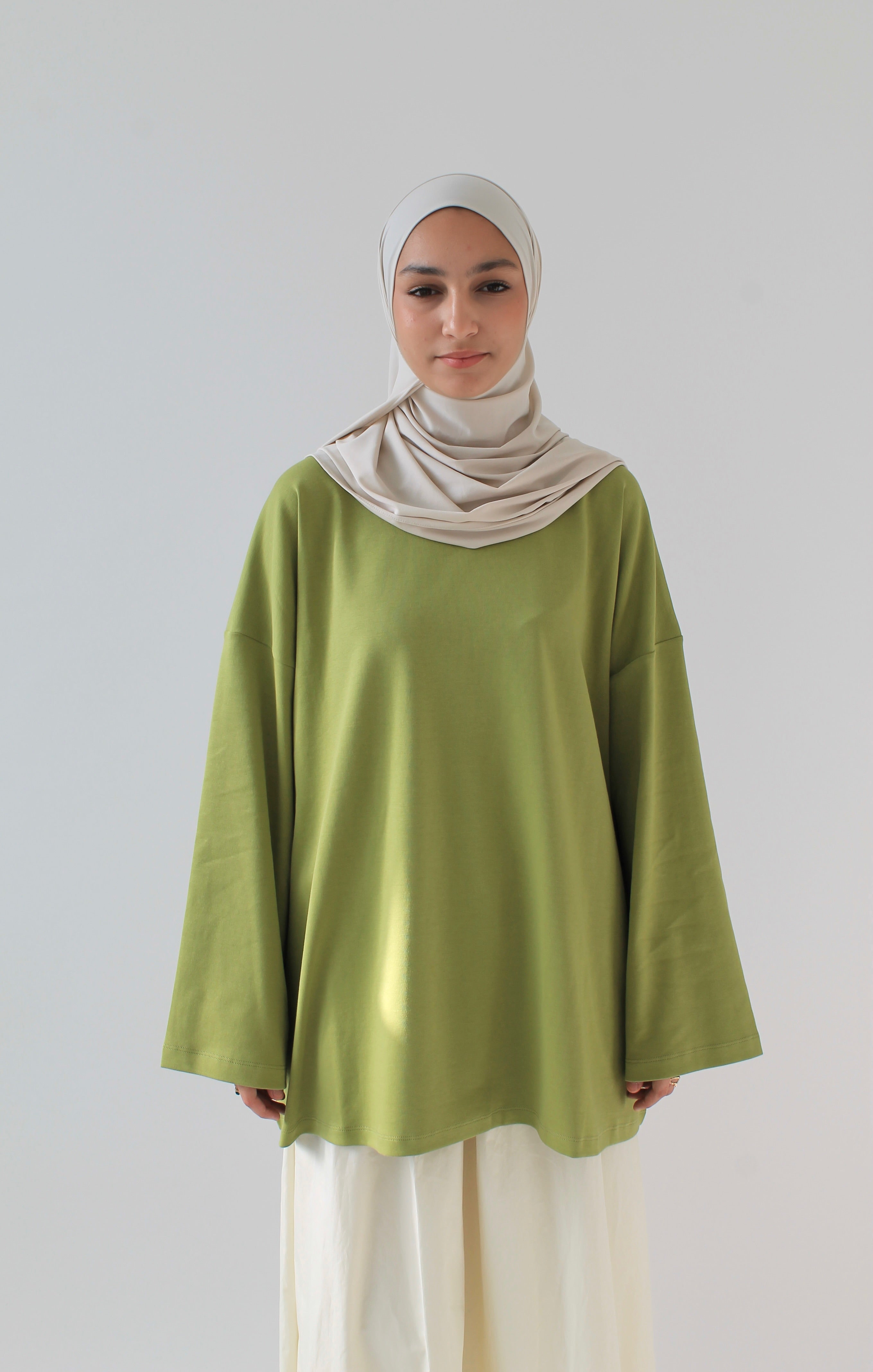 BASIC ESSENTIAL VERT OLIVE Mayssa Mastour