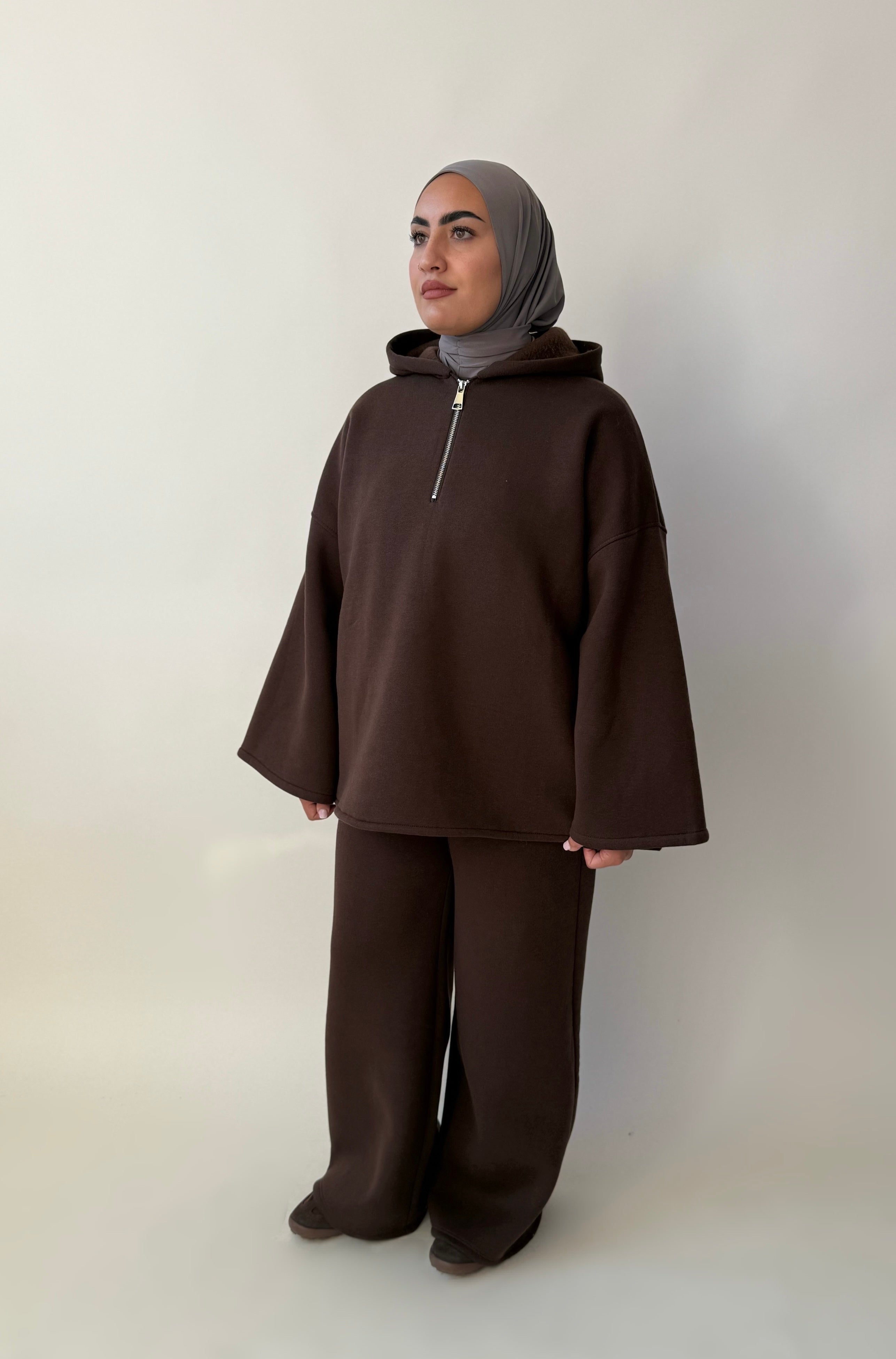 SET COZY Mayssa Mastour