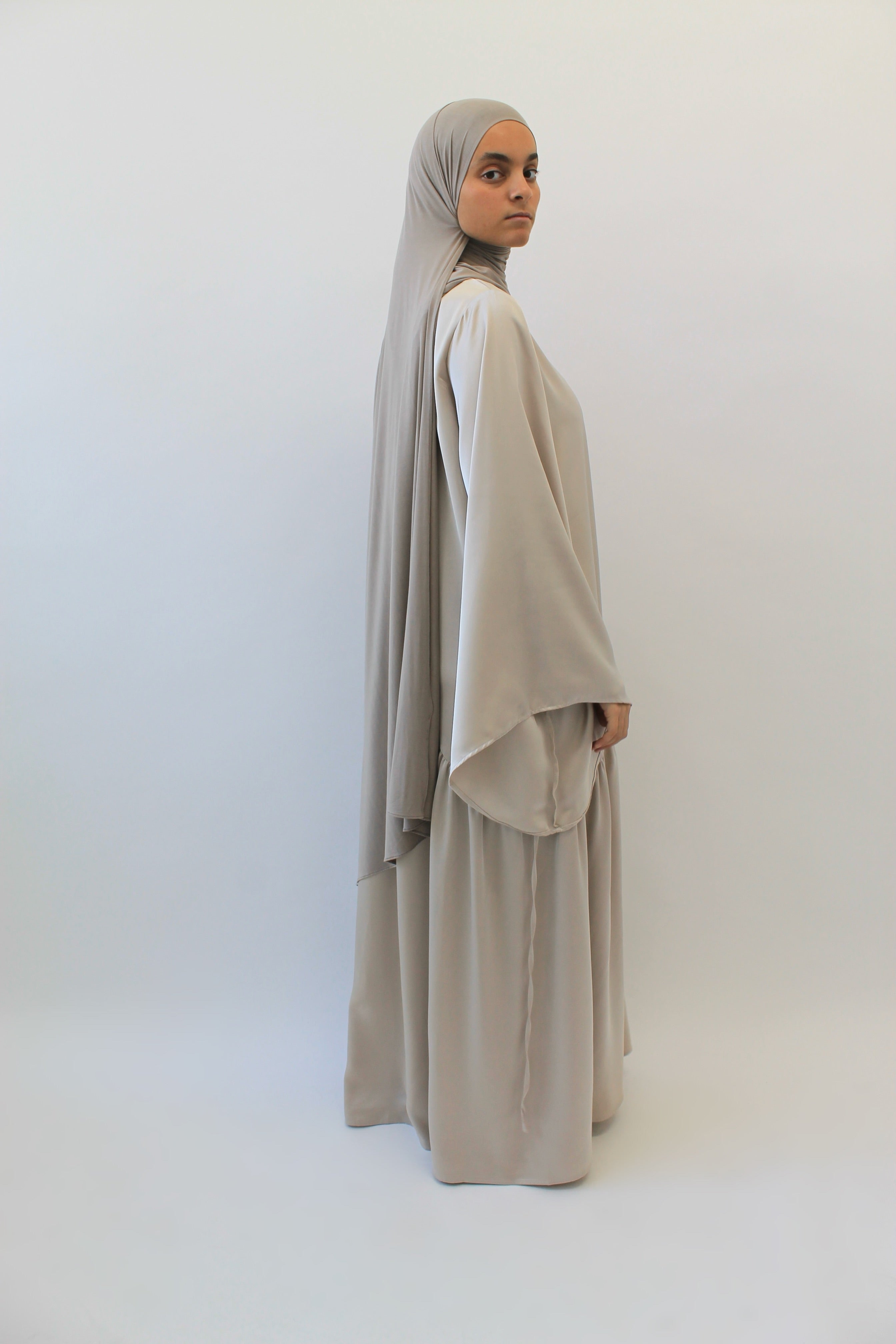 ROBE HAYAM Mayssa Mastour