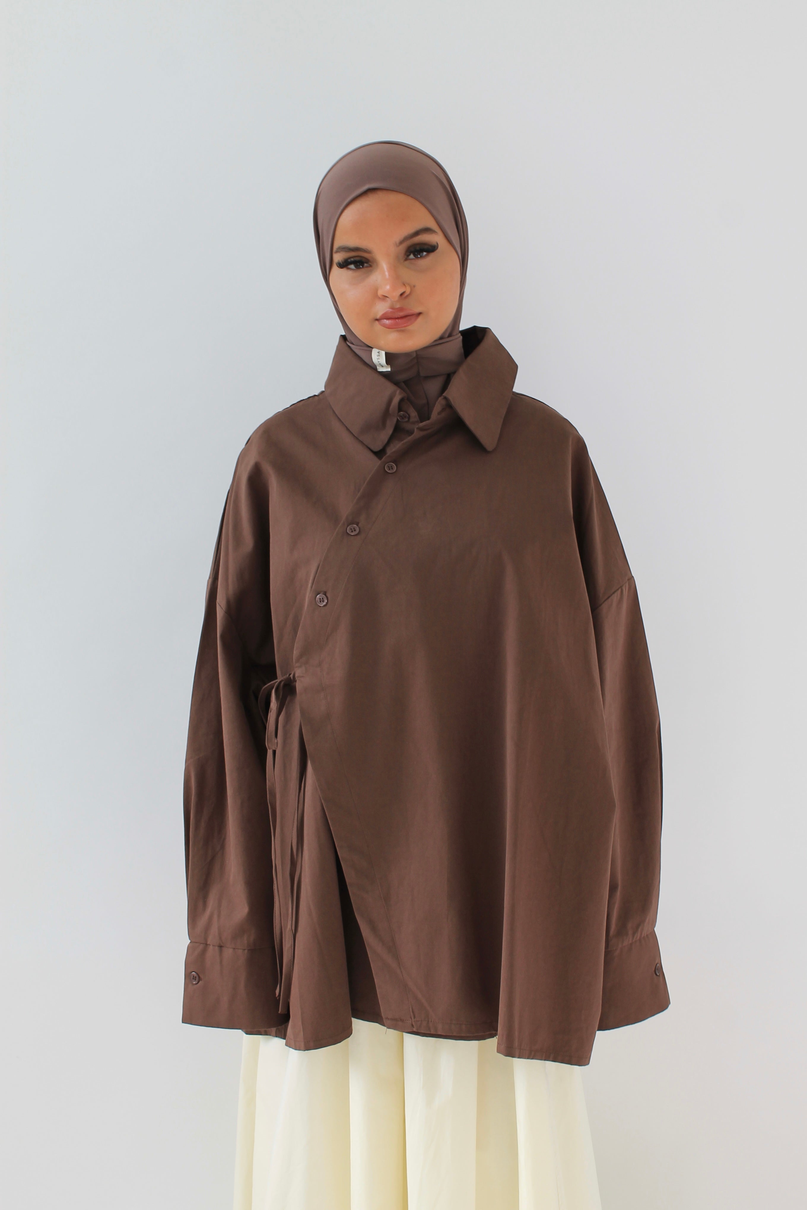 CHEMISE SIGNATURE MARRON Mayssa Mastour