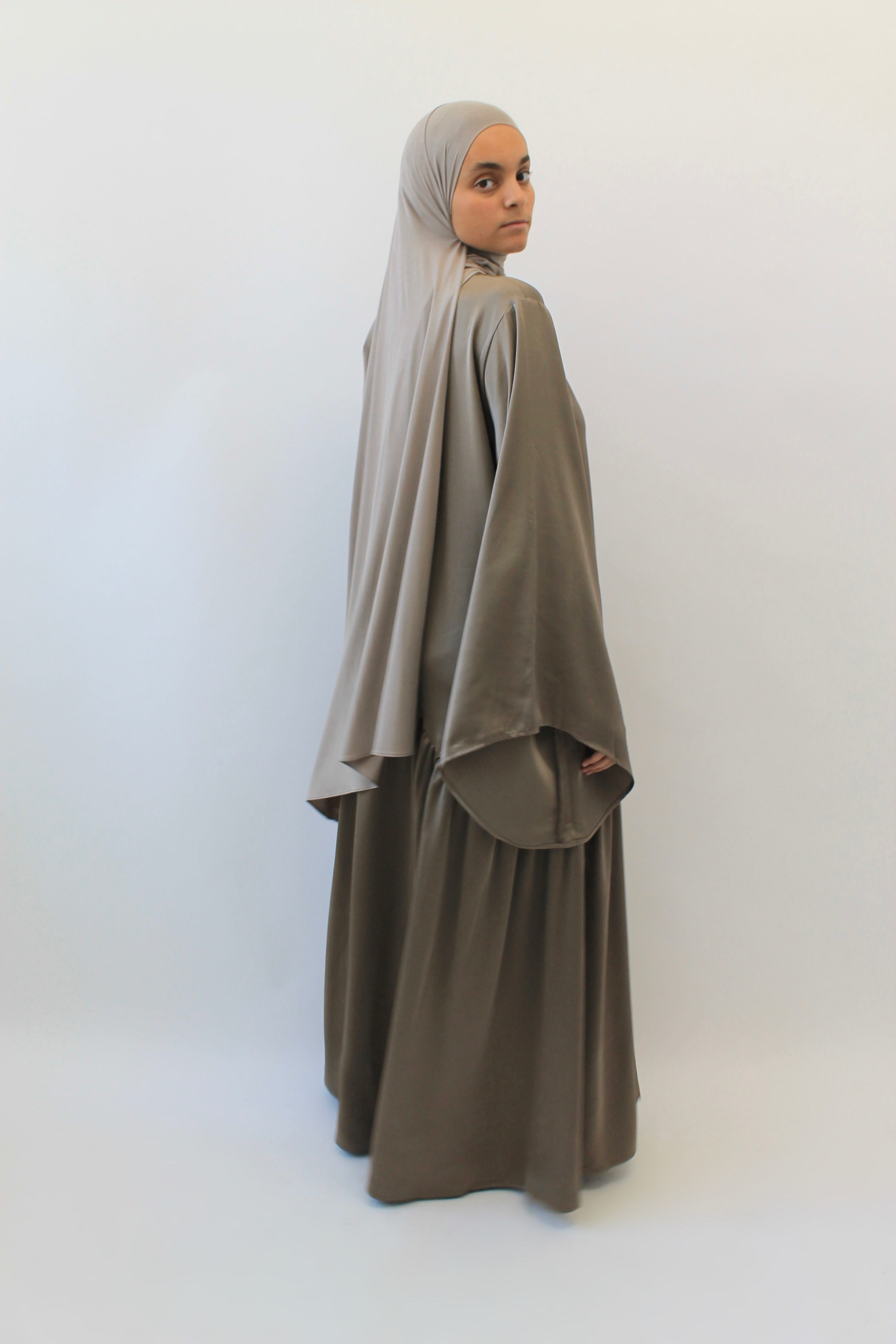 ROBE HAYAM Mayssa Mastour