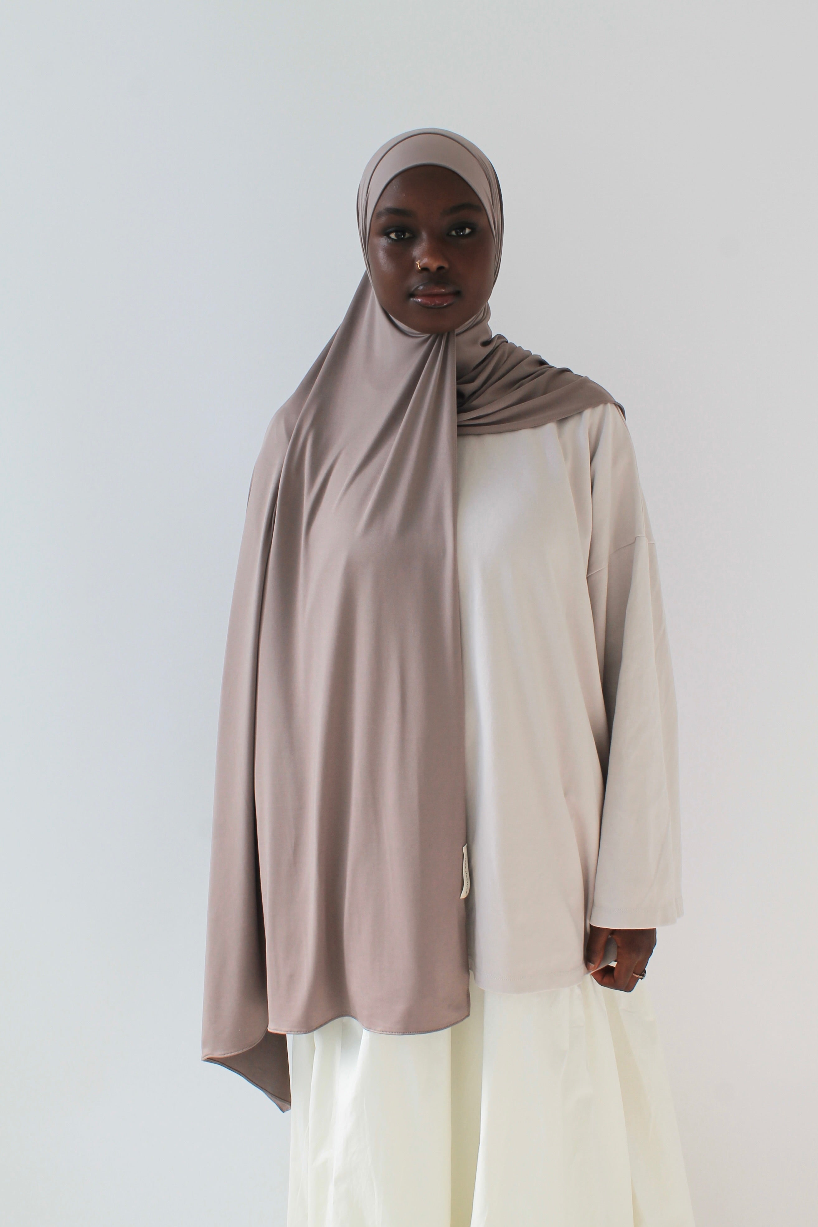 HIJAB JERSEY AIR TAUPE Mayssa Mastour