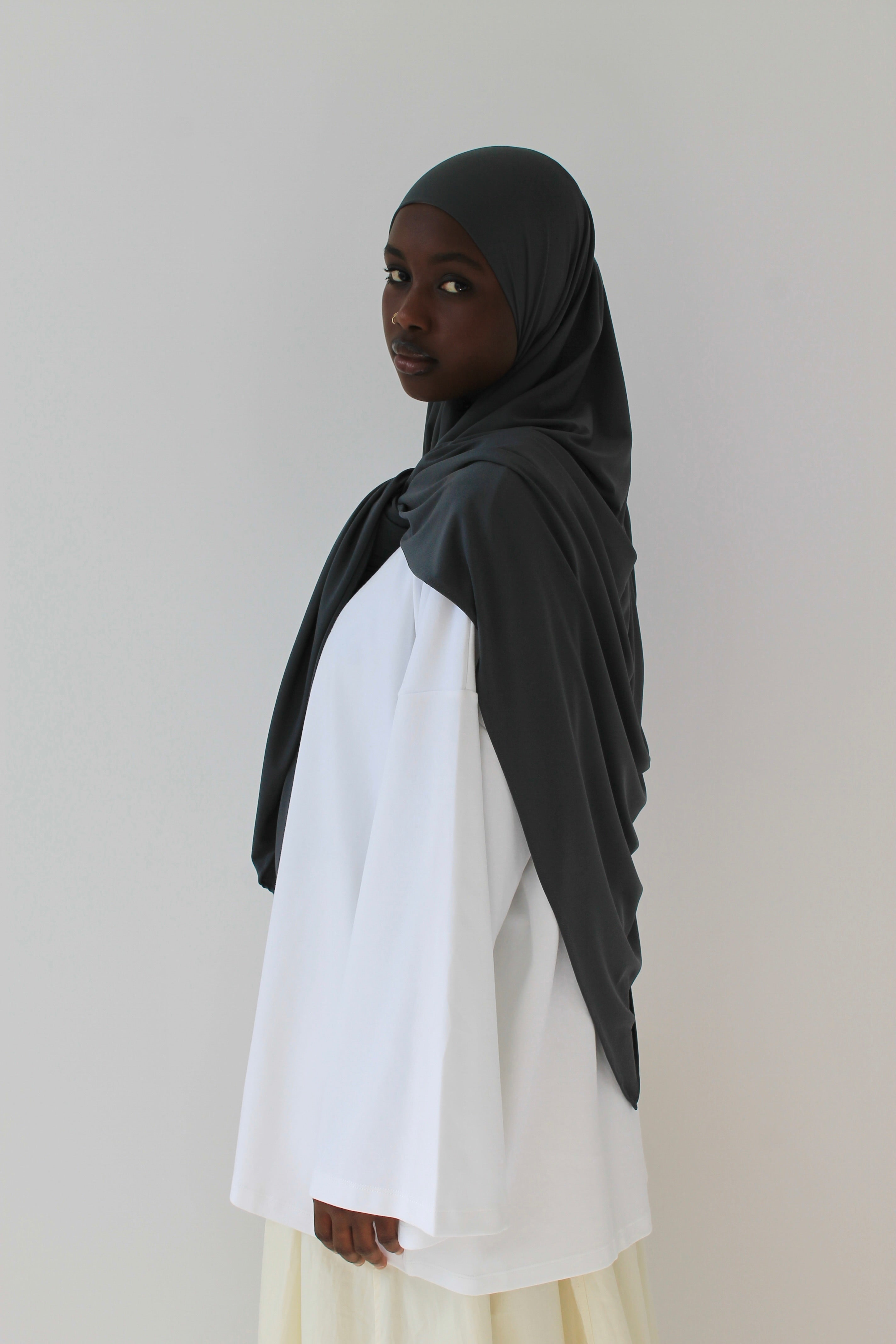HIJAB CARRÉ JERSEY PREMIUM Mayssa Mastour