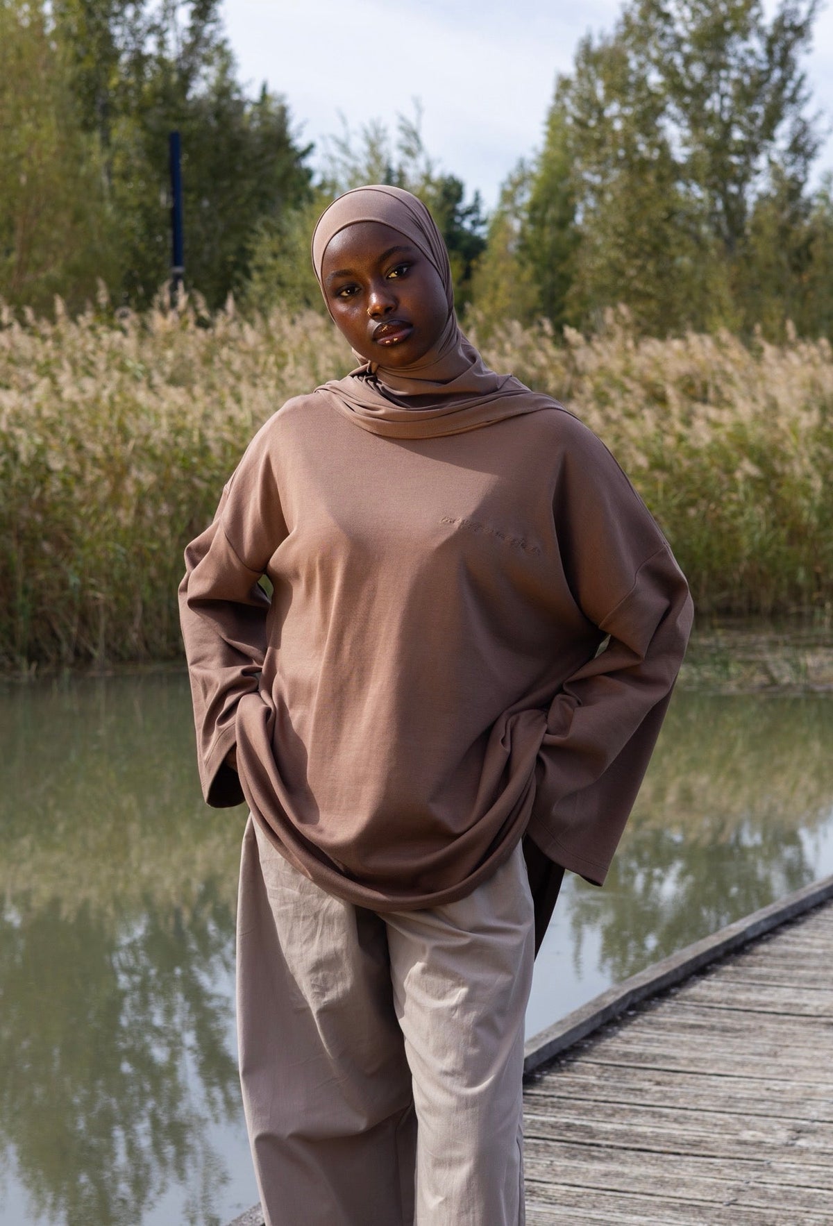BASIC ESSENTIAL SIGNATURE MOKA Mayssa Mastour