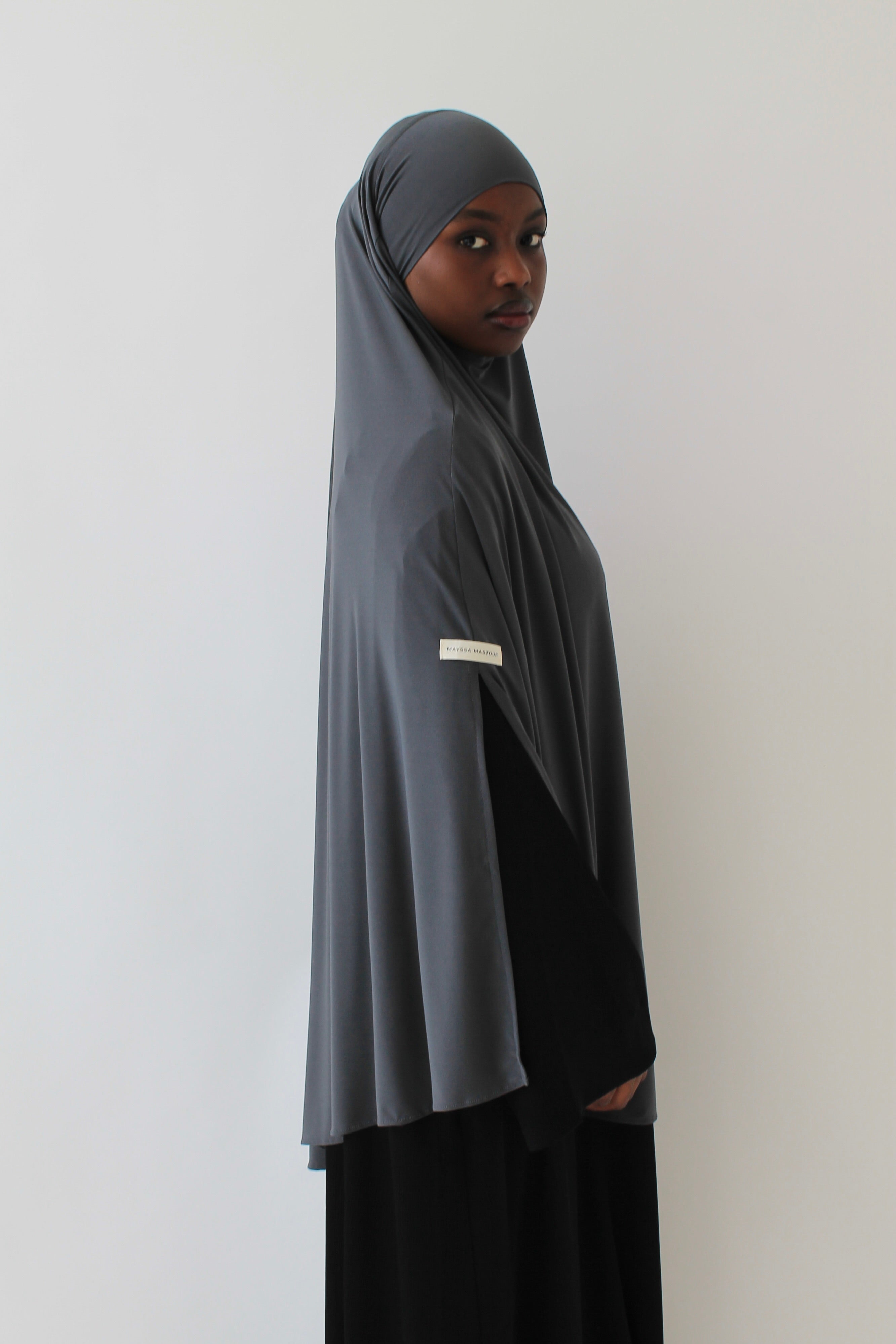 KHIMAR JERSEY PREMIUM À FENTES COURT Mayssa Mastour