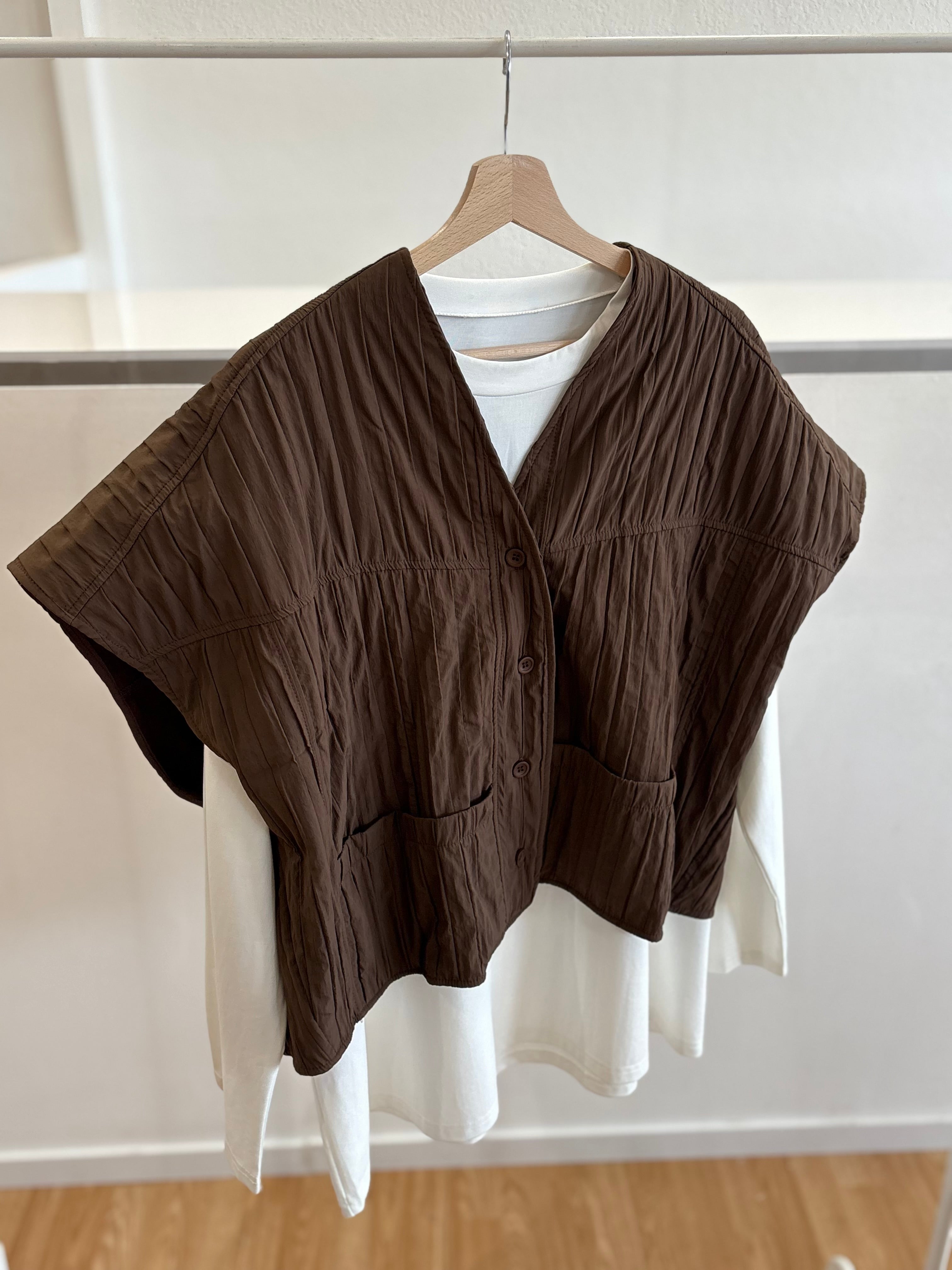VESTE SANS MANCHES ELYA