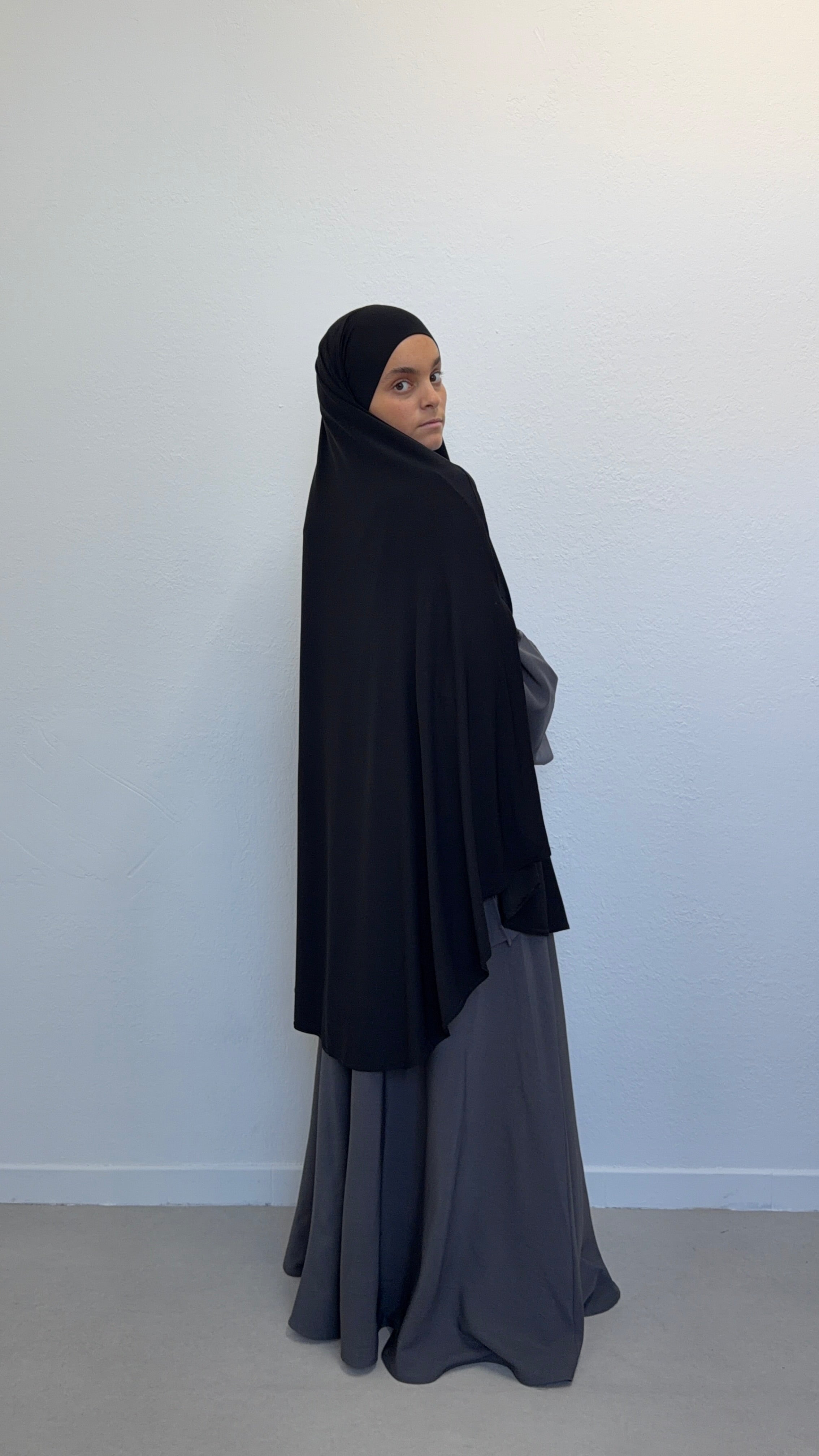 KHIMAR JERSEY PREMIUM À FENTES Mayssa Mastour